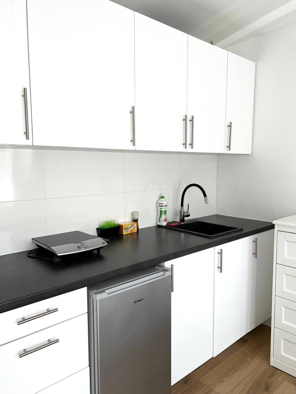 Quiet Apartment Near The Park, Metro, Centre, Wi-Fi - By Hik Apartments วอร์ซอ ภายนอก รูปภาพ