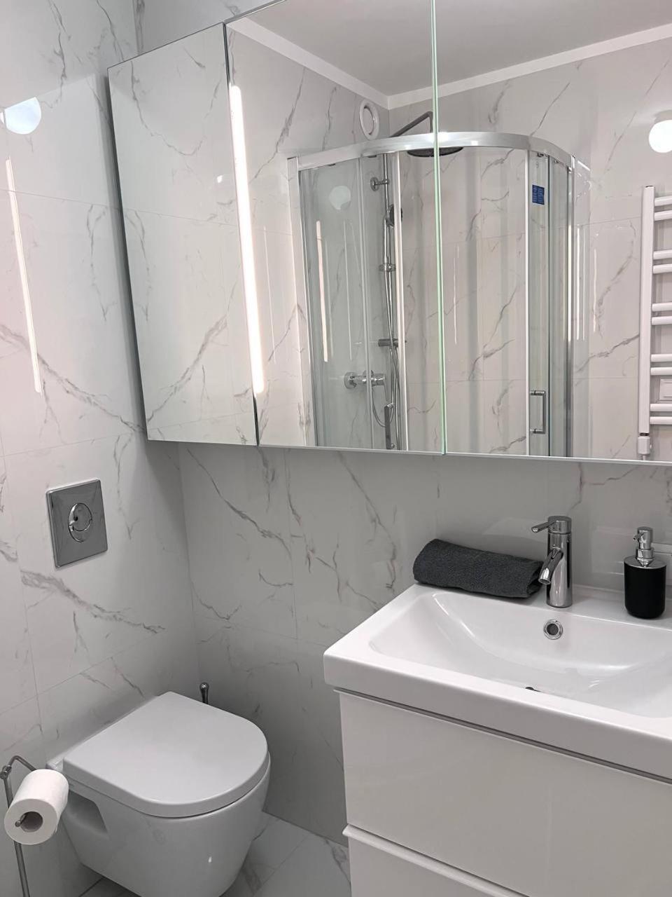 Quiet Apartment Near The Park, Metro, Centre, Wi-Fi - By Hik Apartments วอร์ซอ ภายนอก รูปภาพ