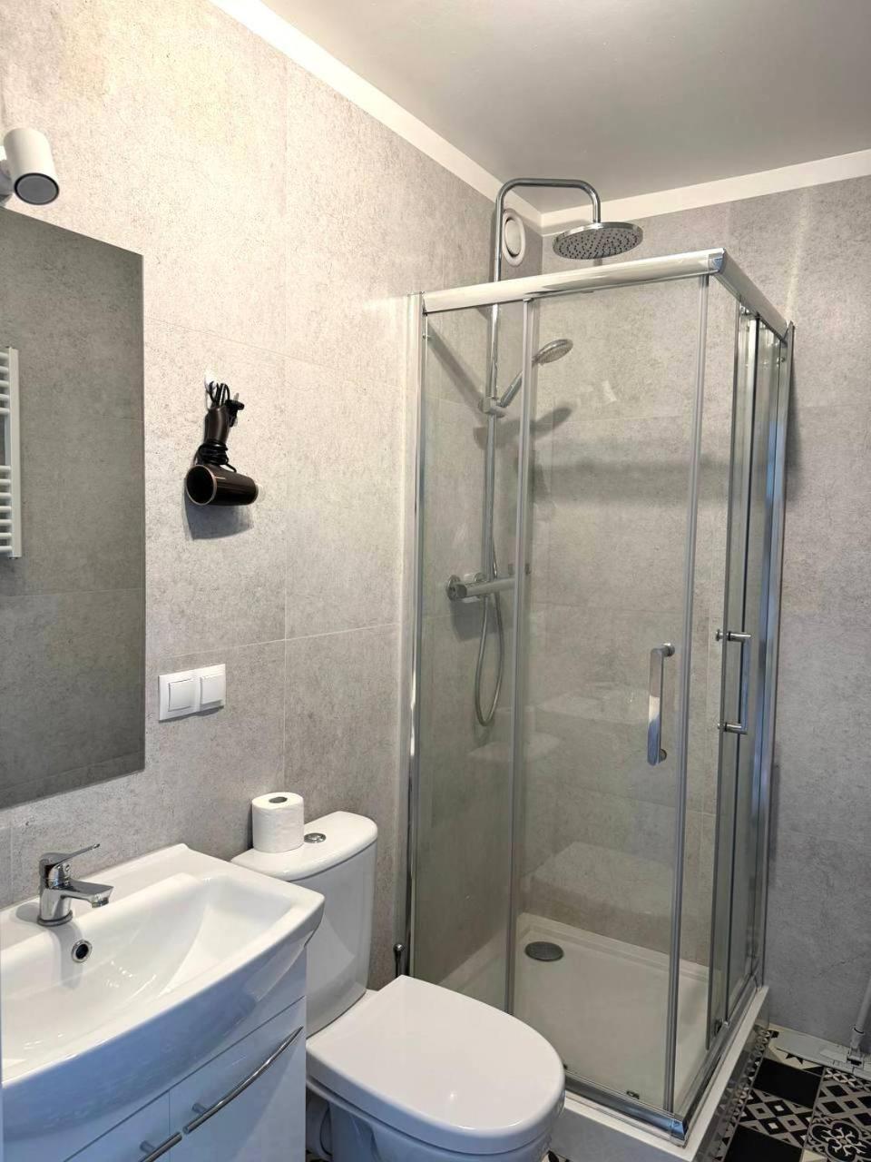 Quiet Apartment Near The Park, Metro, Centre, Wi-Fi - By Hik Apartments วอร์ซอ ภายนอก รูปภาพ