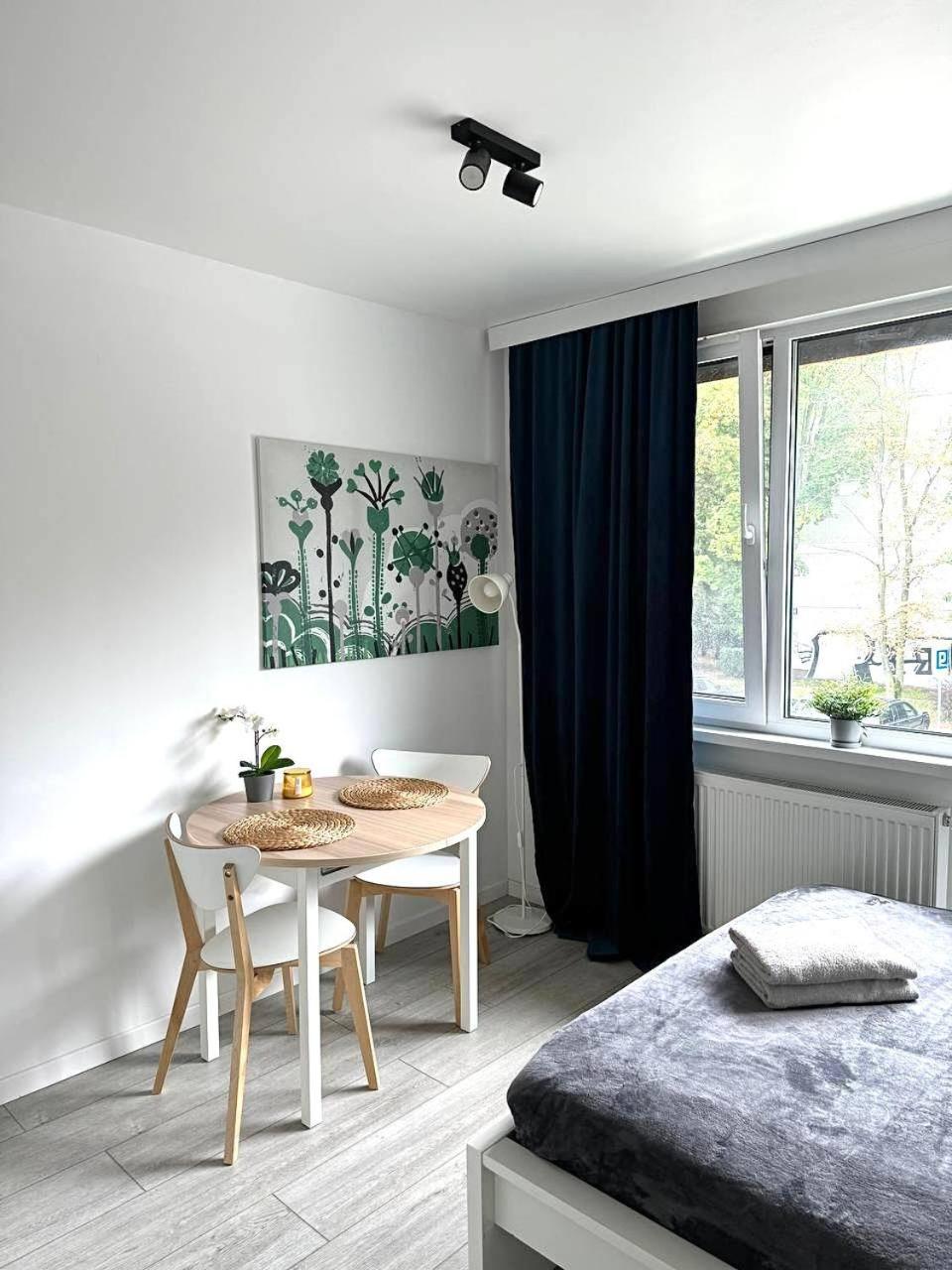 Quiet Apartment Near The Park, Metro, Centre, Wi-Fi - By Hik Apartments วอร์ซอ ภายนอก รูปภาพ