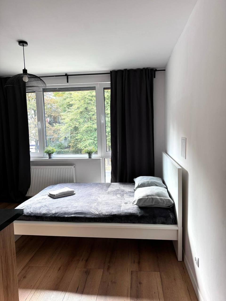 Quiet Apartment Near The Park, Metro, Centre, Wi-Fi - By Hik Apartments วอร์ซอ ภายนอก รูปภาพ